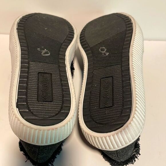 Comfortview- The Athletic Analia Slip On Shoes- Denim Fabric Upper- Size 12WW - Picture 8 of 8